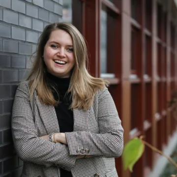 De ambitie van Julia, HR-adviseur